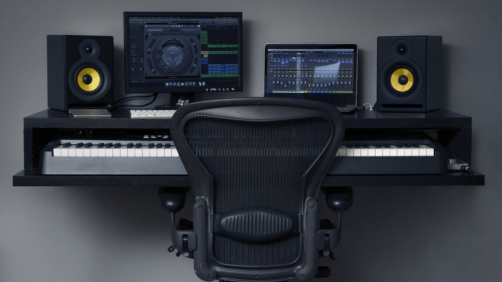The 13 Best Studio Chairs for Musicians in 2022 - Output