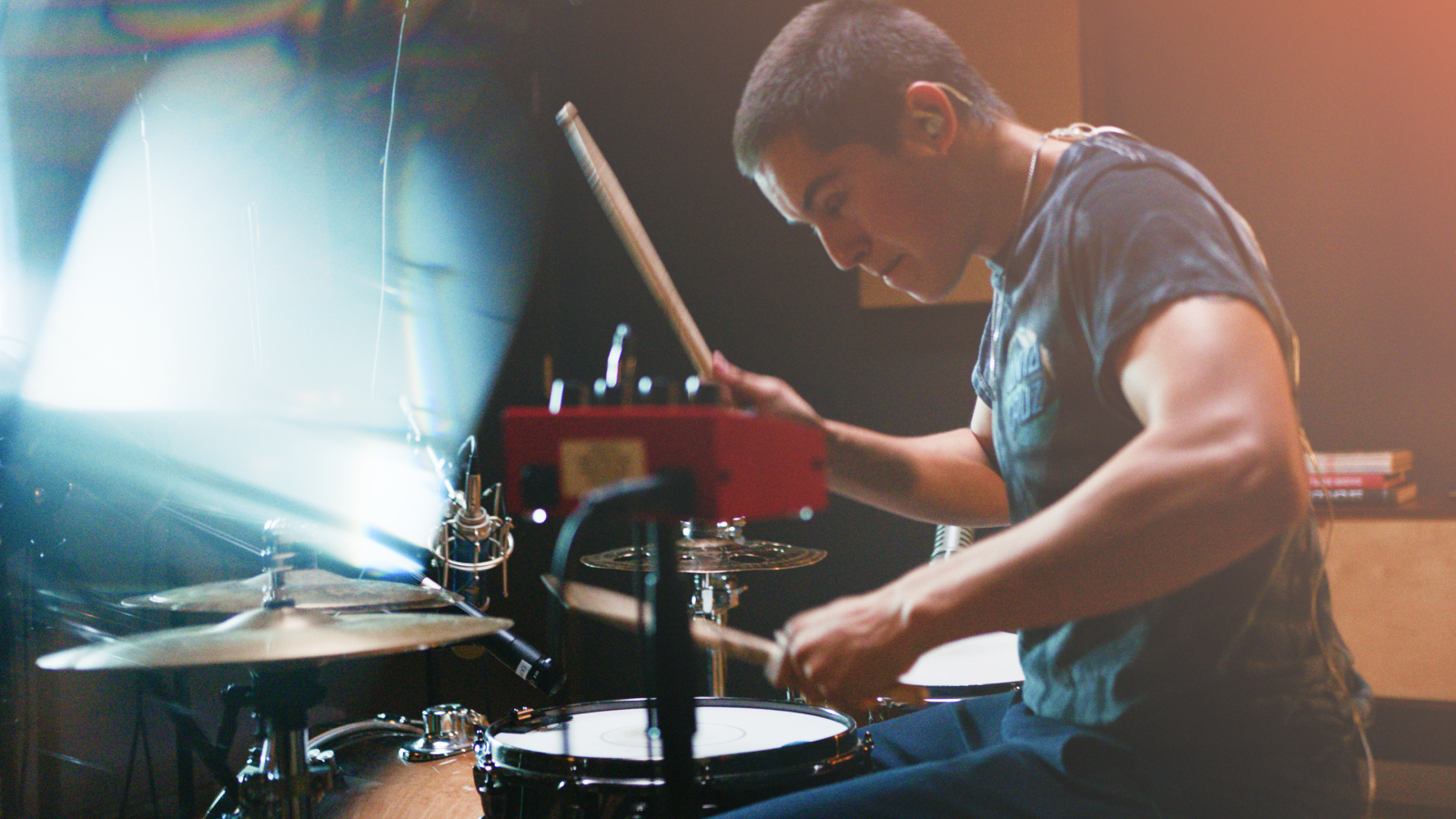 How To Record Hip-Hop Drum Samples With Daniel Gallardo